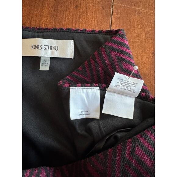 Jones Studio Skirt Sz 3X Womens Burgundy Black Geometric Knit Knee Length Pencil - Picture 3 of 6